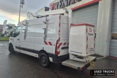 Renault Trucks Master
                                          145