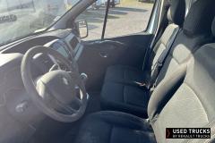 Renault Trucks Trafic
                                          145