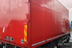 Renault Trucks D
                                          280