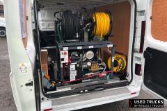 Renault Trucks Trafic
                                          240