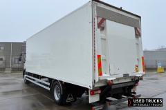 Renault Trucks D
                                          280