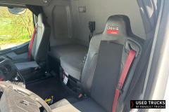 Renault Trucks T
                                          480