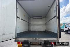 Renault Trucks D
                                          240