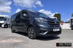 Renault Trucks Trafic
                                          