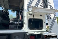 Renault Trucks T High
                                          520