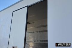 Renault Trucks D
                                          250